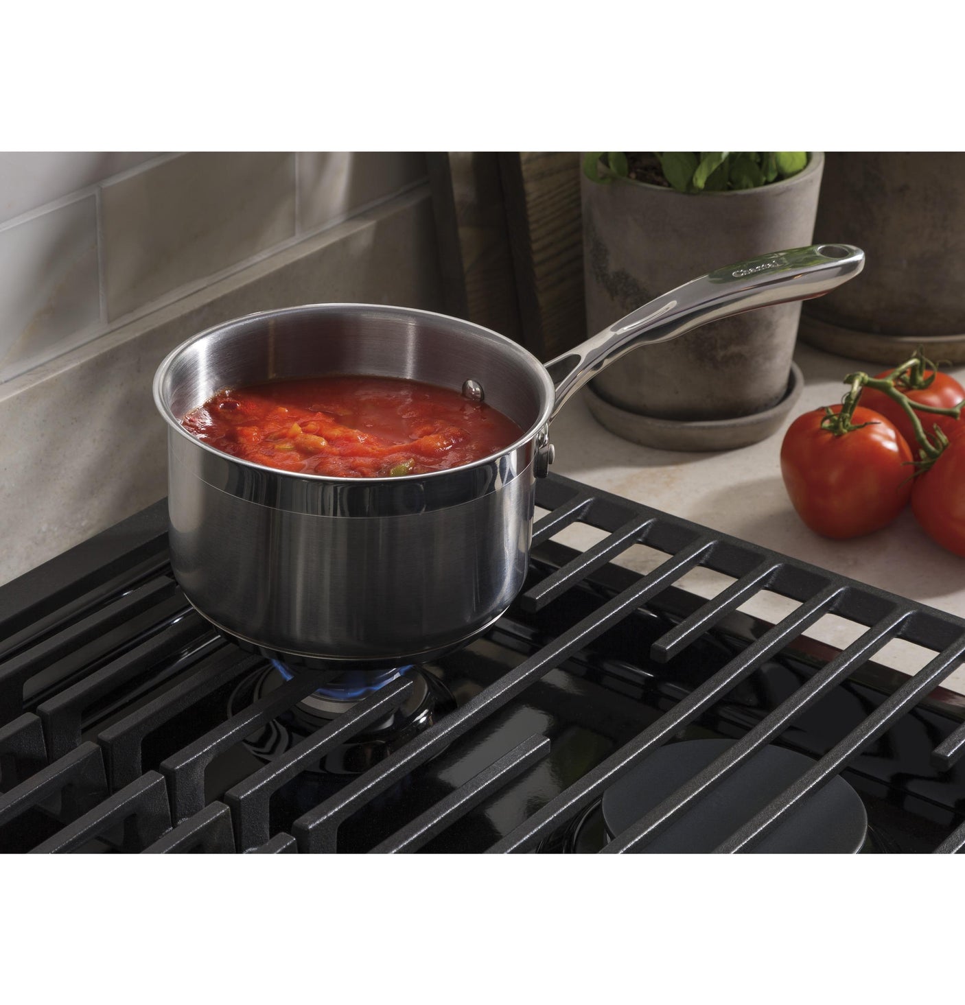 GE® 36" Built-In Gas Cooktop with 5 Burners and Dishwasher Safe Grates