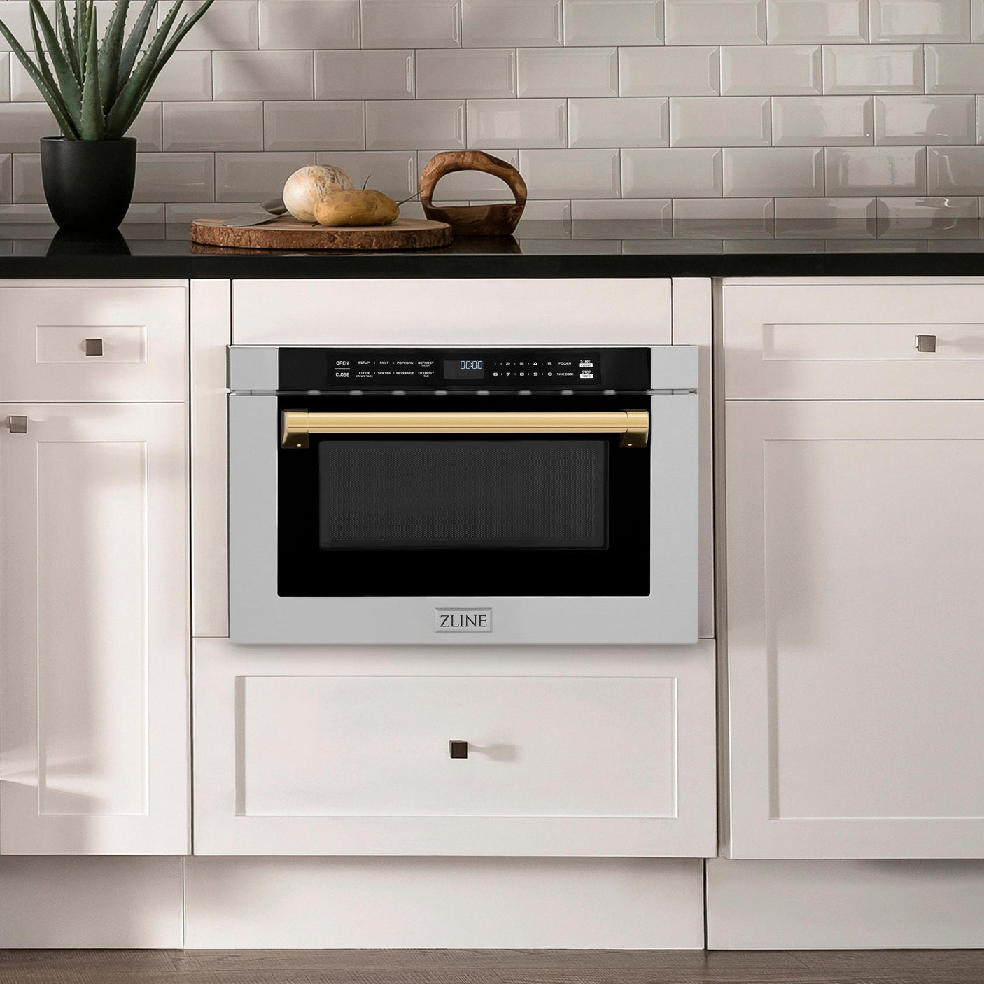 ZLINE Autograph Edition 24" 1.2 cu. ft. Built-in Microwave Drawer with a Traditional Handle in Stainless Steel and Polished Gold Accents (MWDZ-1-H-G)