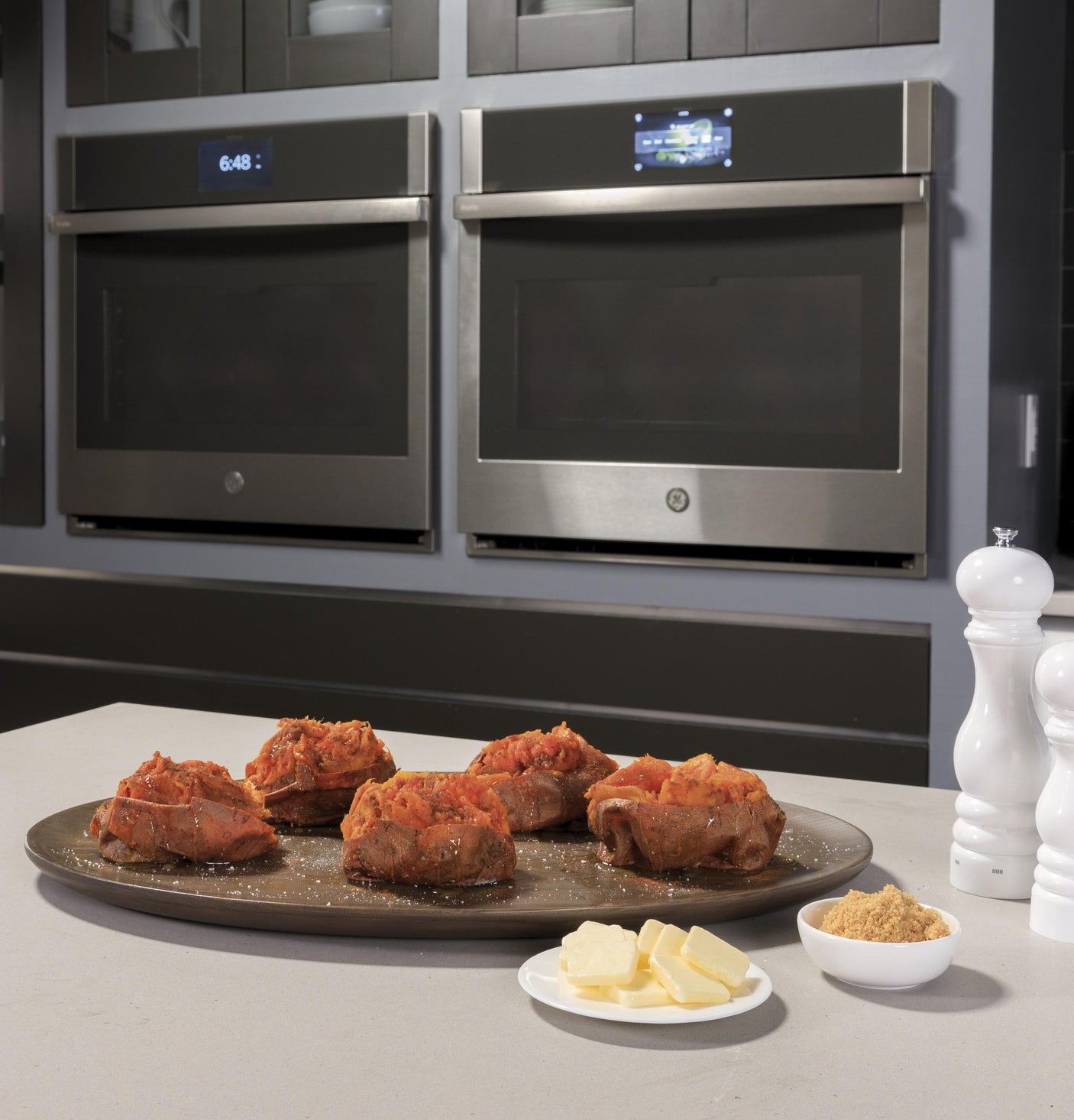 GE Profile™ 30" Smart Built-In Convection Double Wall Oven with In-Oven Camera and No Preheat Air Fry