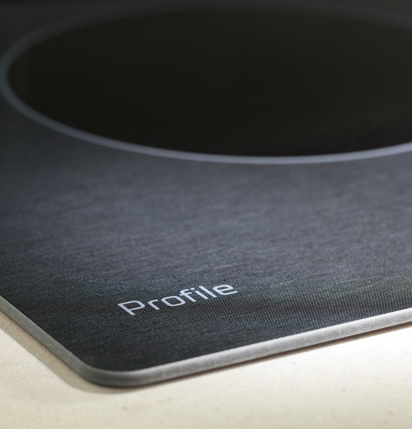 GE Profile™ 36" Built-In Knob Control Cooktop