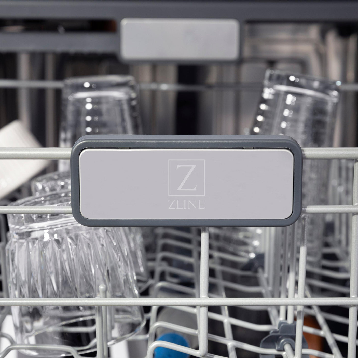 ZLINE Autograph Edition 24" 3rd Rack Top Touch Control Tall Tub Dishwasher in Stainless Steel with Accent Handle, 45dBa (DWMTZ-304-24) [Color: Gold]