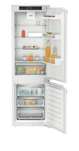 Integrated fridge-freezer with EasyFresh and NoFrost