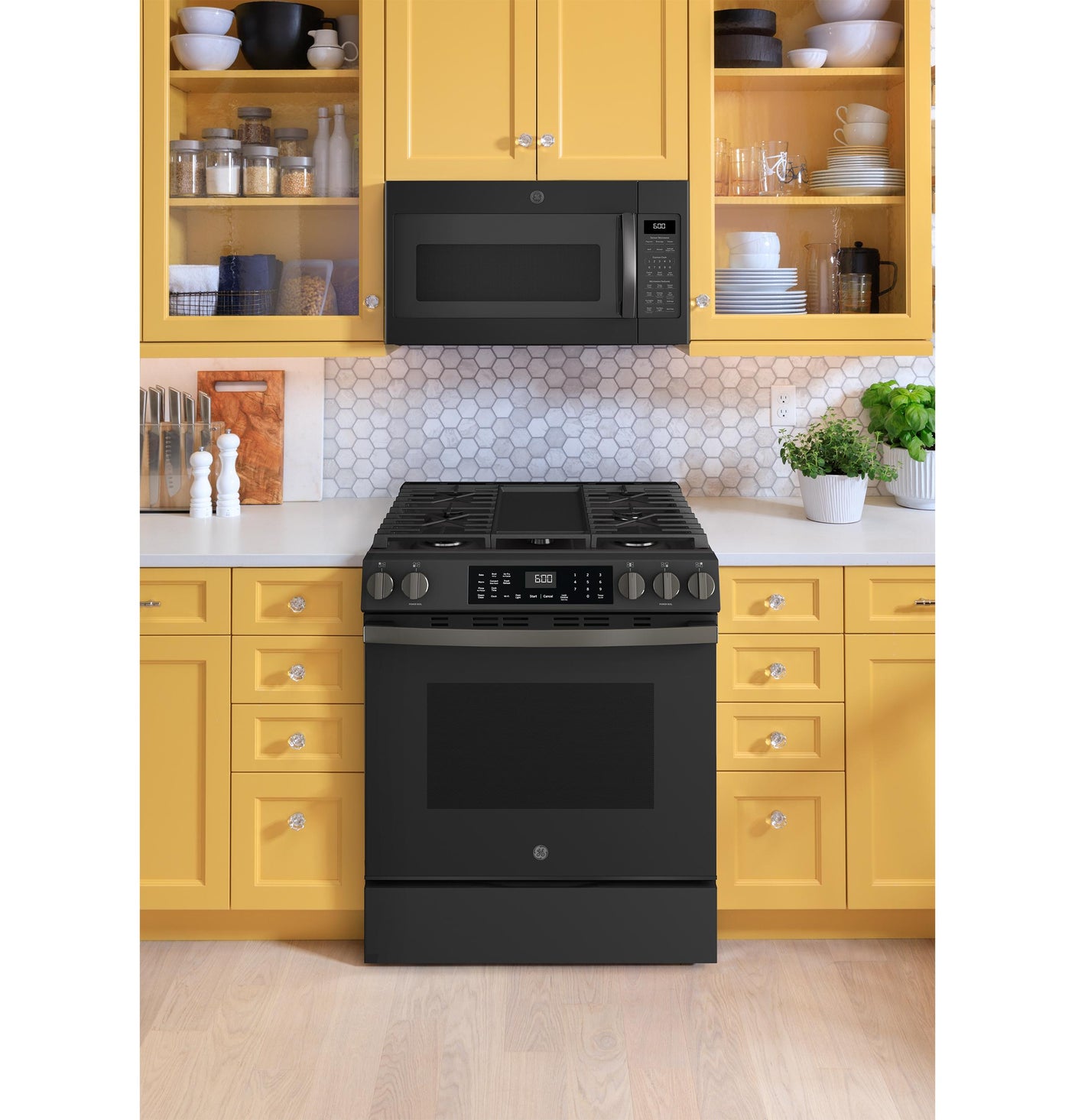 GE® 30" Slide-In Front-Control Convection Gas Range with No Preheat Air Fry and EasyWash™ Oven Tray