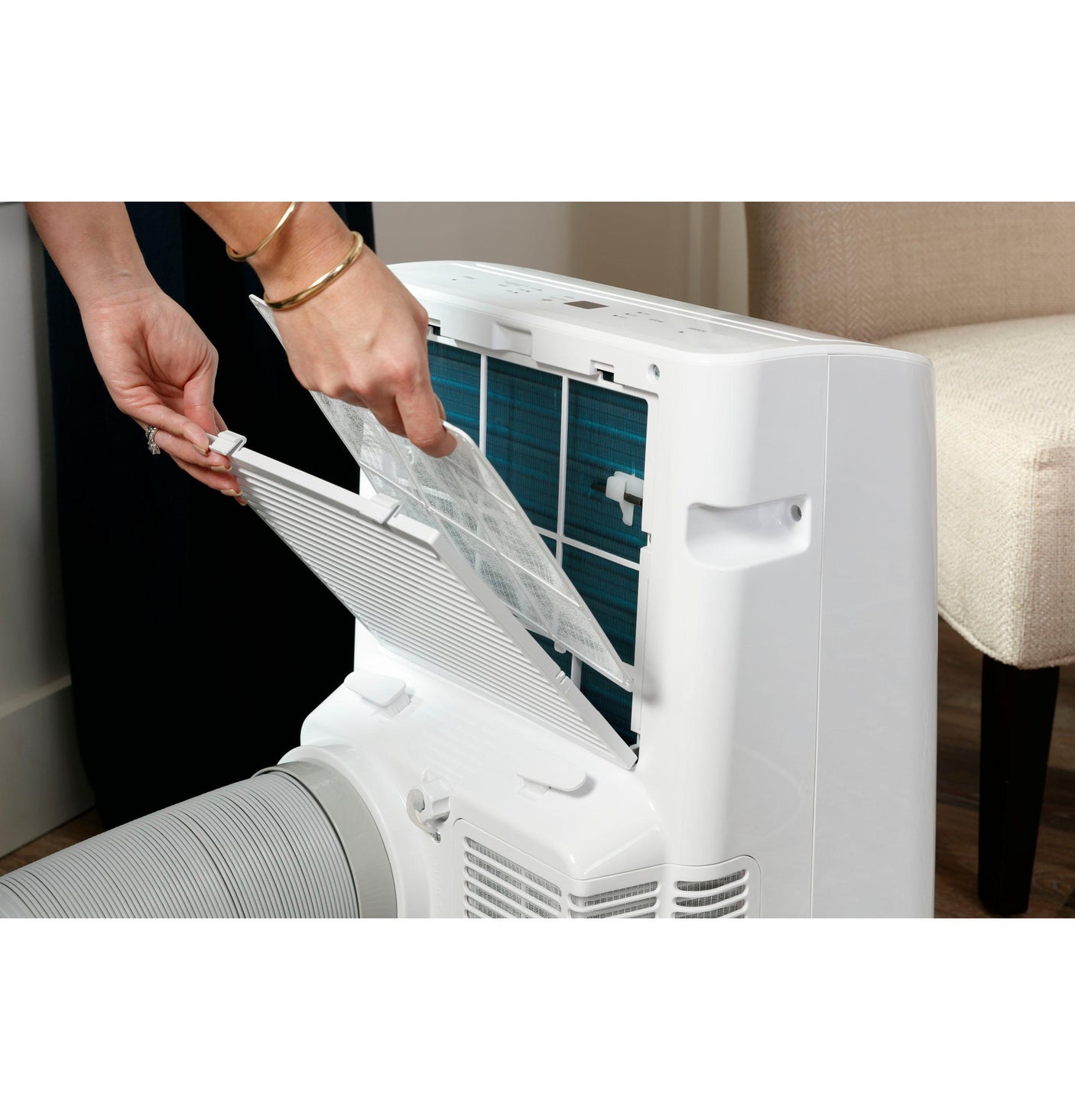 GE® 9,850 BTU SACC Portable Air Conditioner for Medium Rooms up to 350 sq ft. (14,000 BTU ASHRAE)