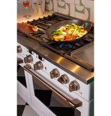 Café™ 48" Smart Dual-Fuel Commercial-Style Range with 6 Burners and Griddle (Natural Gas)