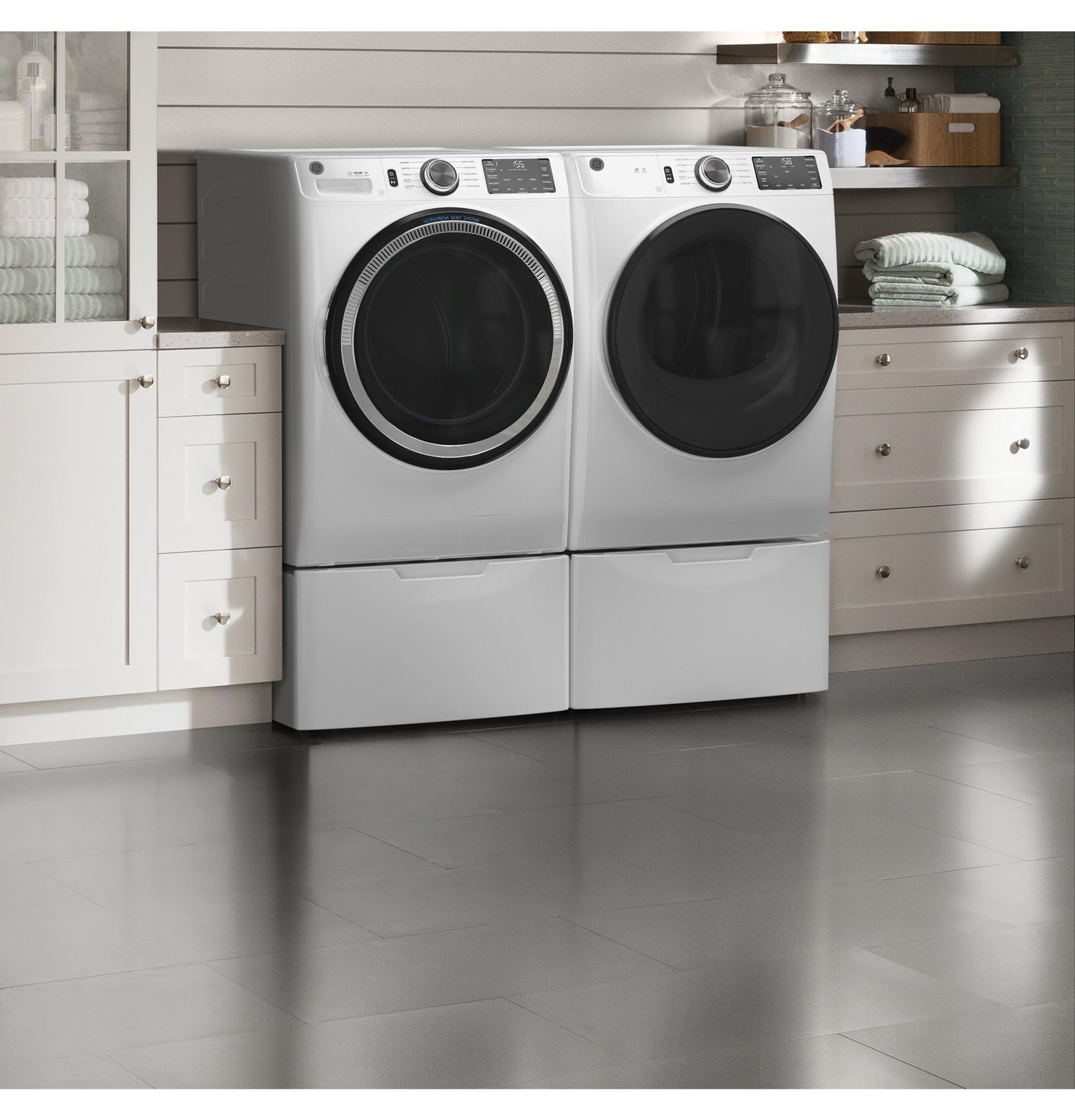 GE® ENERGY STAR® 7.8 cu. ft. Capacity Smart Front Load Electric Dryer with Sanitize Cycle