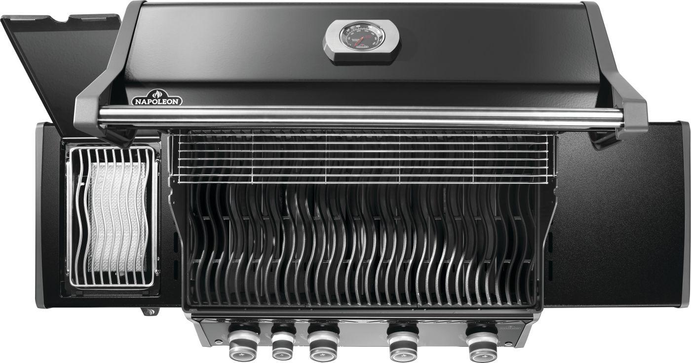 Rogue PRO 525 SIB with Infrared Side Burner , Propane, Black