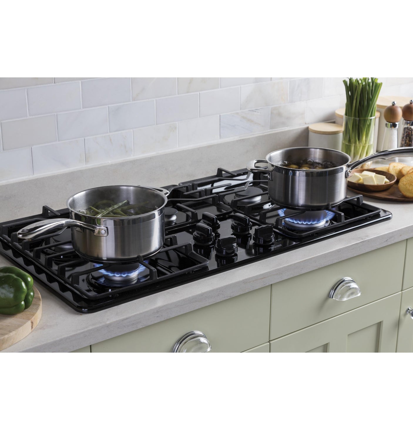 GE® 36" Built-In Gas Cooktop with Dishwasher-Safe Grates