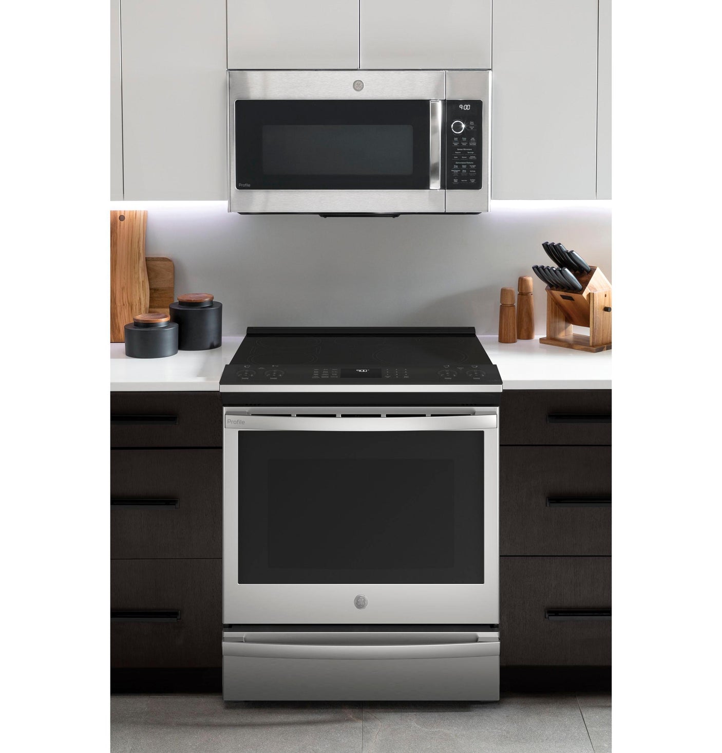 GE Profile™ 30" Smart Slide-In Fingerprint Resistant Front-Control Induction and Convection Range with No Preheat Air Fry