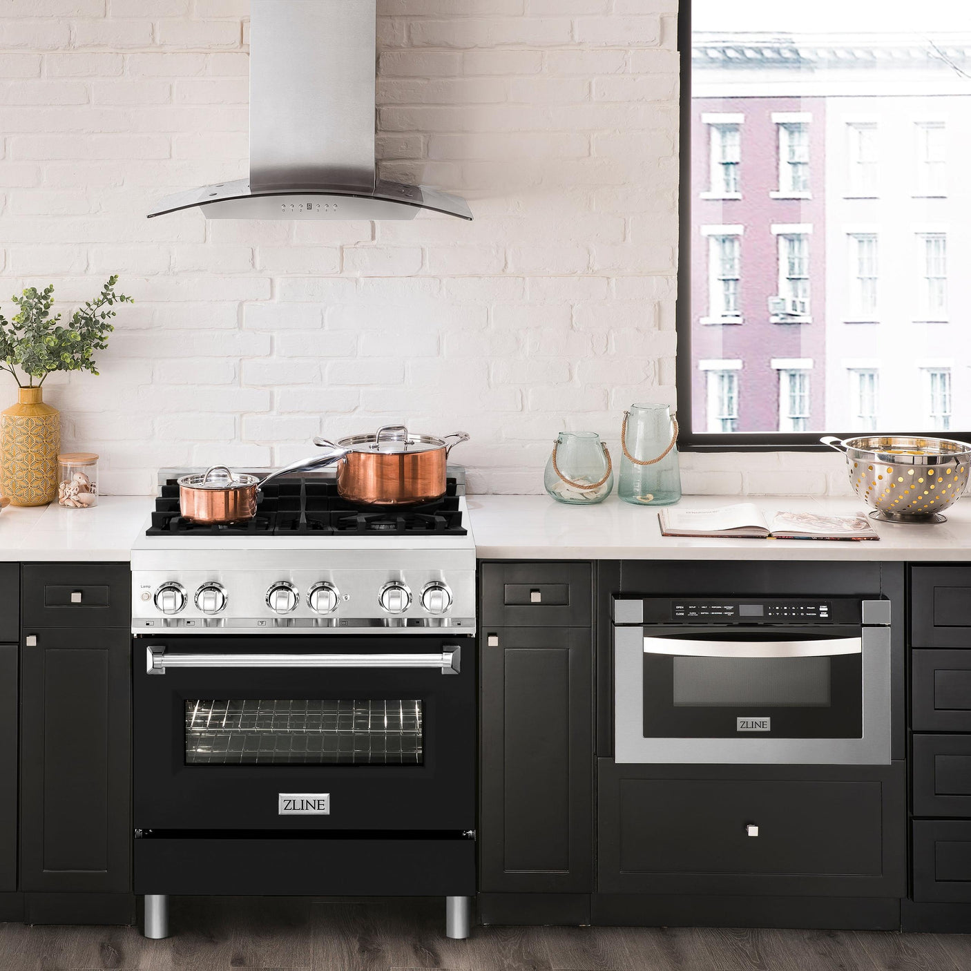 ZLINE 30 in. Dual Fuel Range with Gas Stove and Electric Oven in Stainless Steel (RA30) [Color: Black Matte]