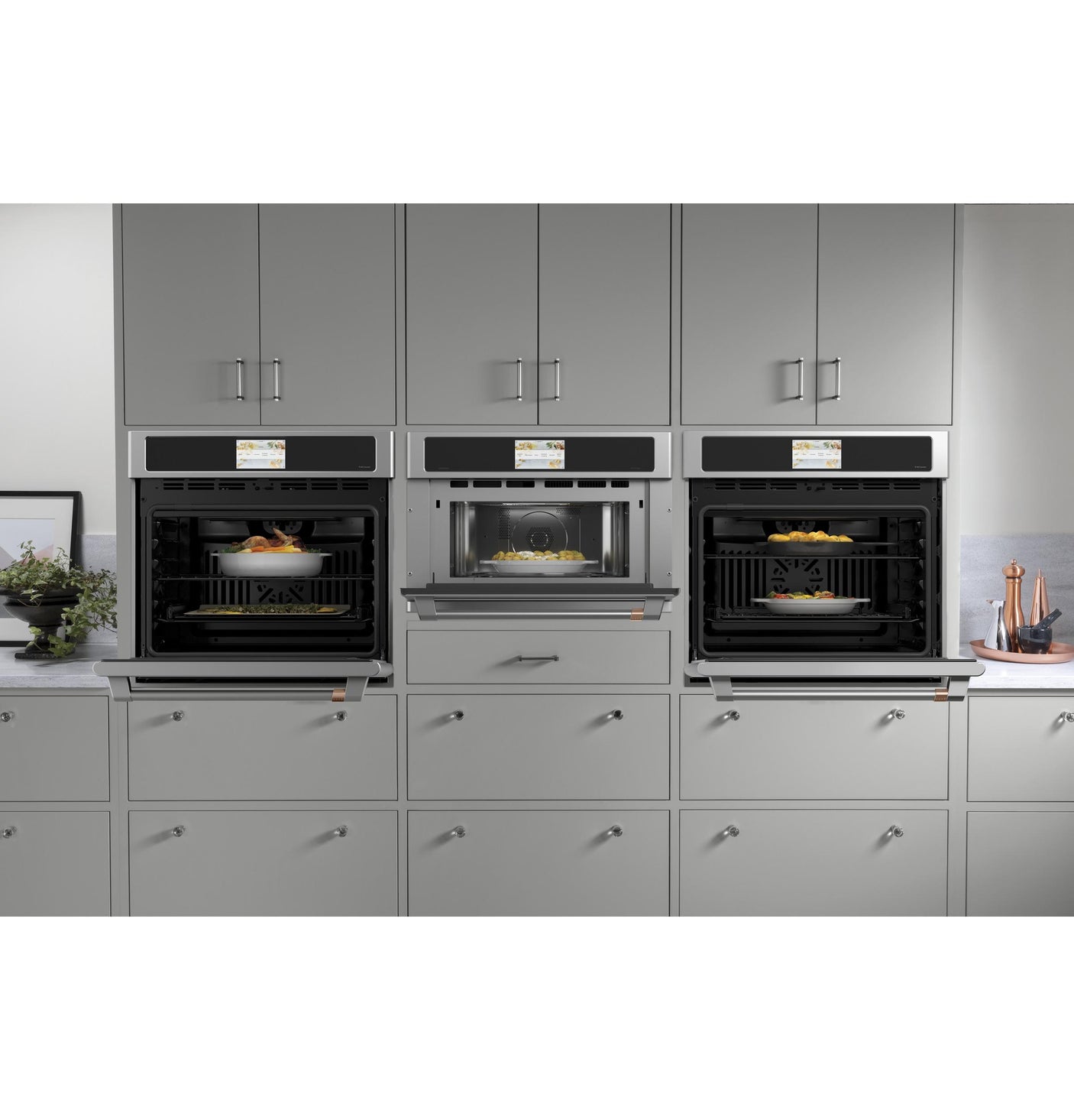 Café™ 27" Smart Five in One Oven with 120V Advantium® Technology