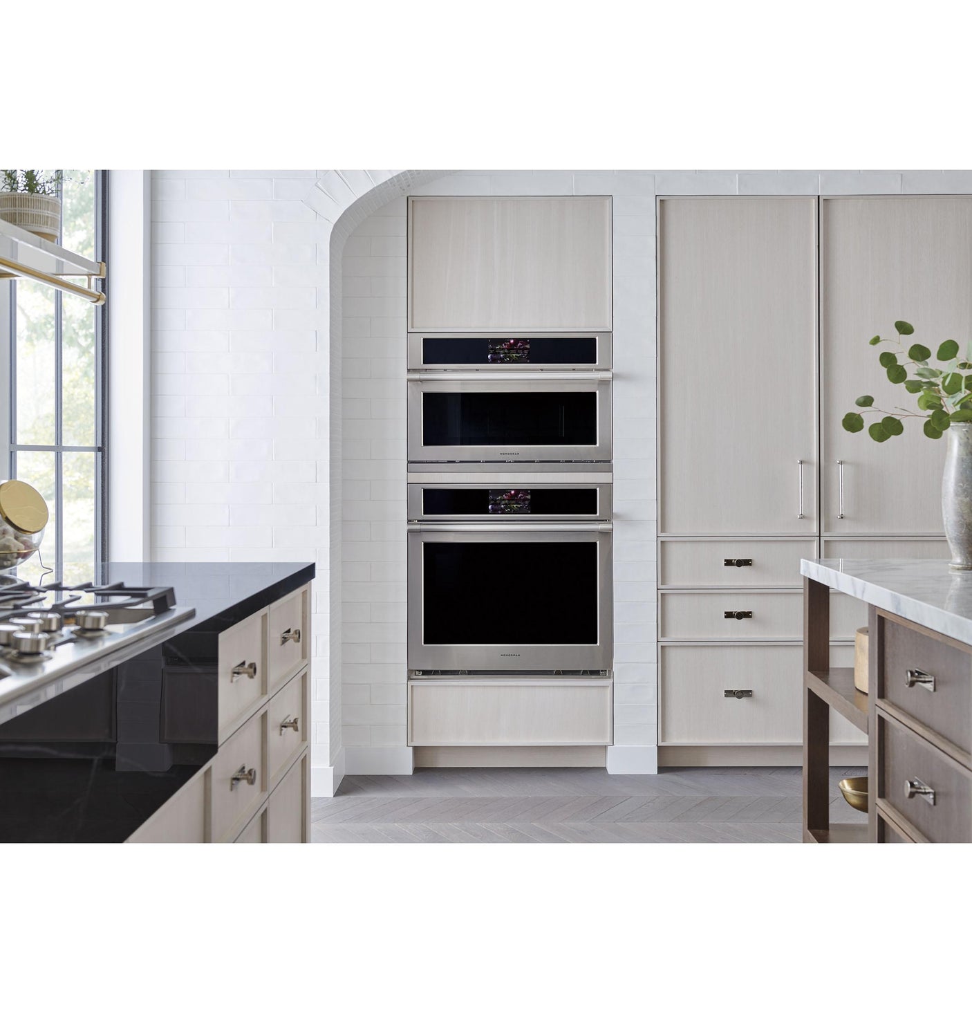 Monogram 30" Statement Five-in-One Wall Oven with 120V Advantium® Technology