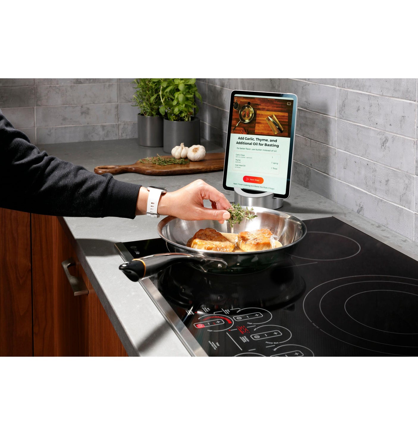 GE Profile™ 30" Built-In Touch Control Electric Cooktop