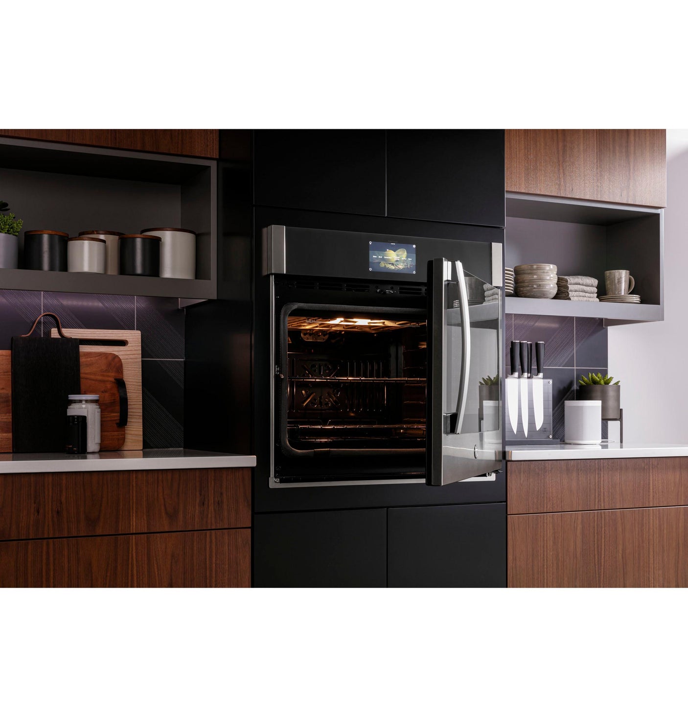 GE Profile™ 30" Smart Built-In Convection Single Wall Oven with Right-Hand Side-Swing Doors