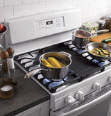 GE® 30" Free-Standing Gas Range