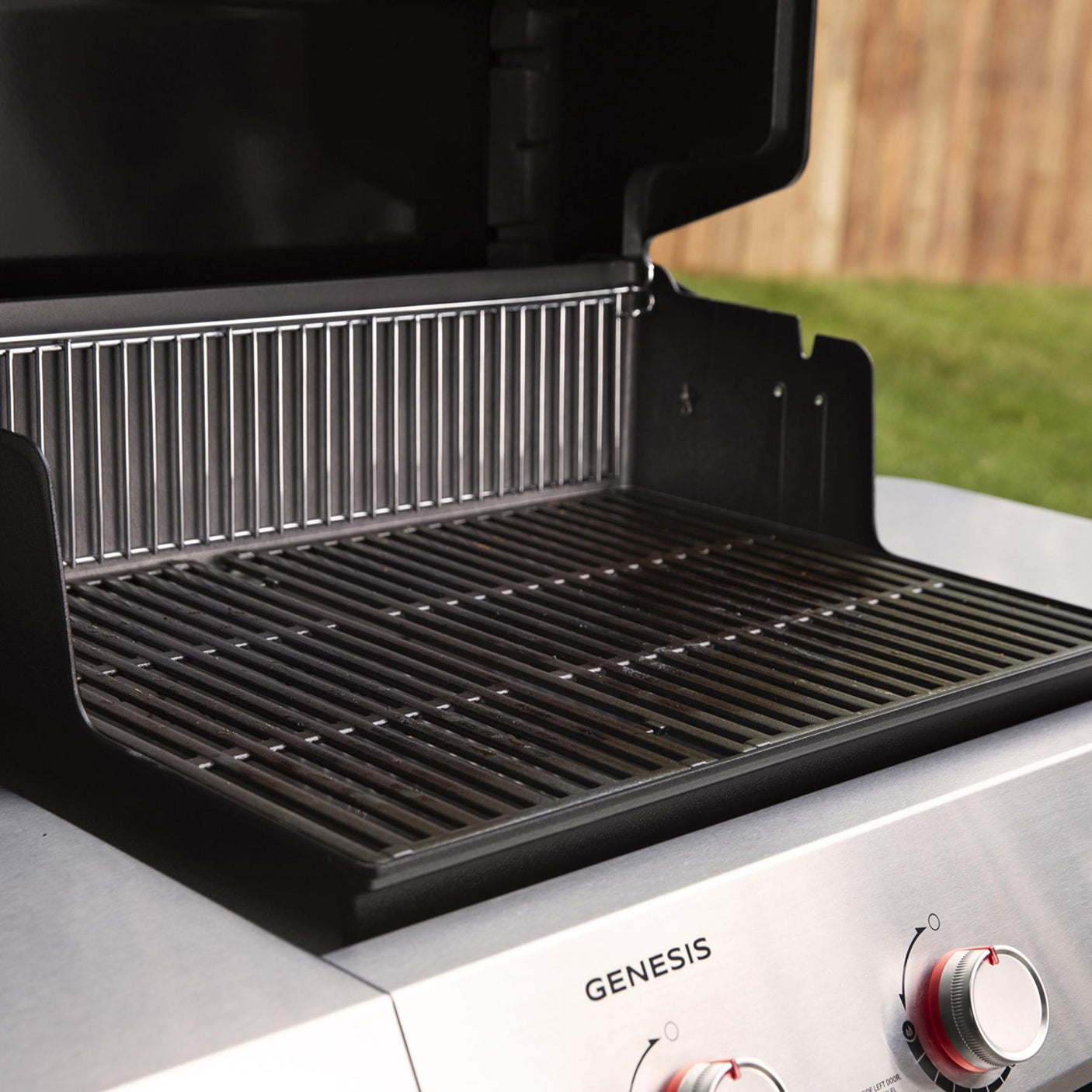 Genesis E-315 Gas Grill (Liquid Propane) - Black