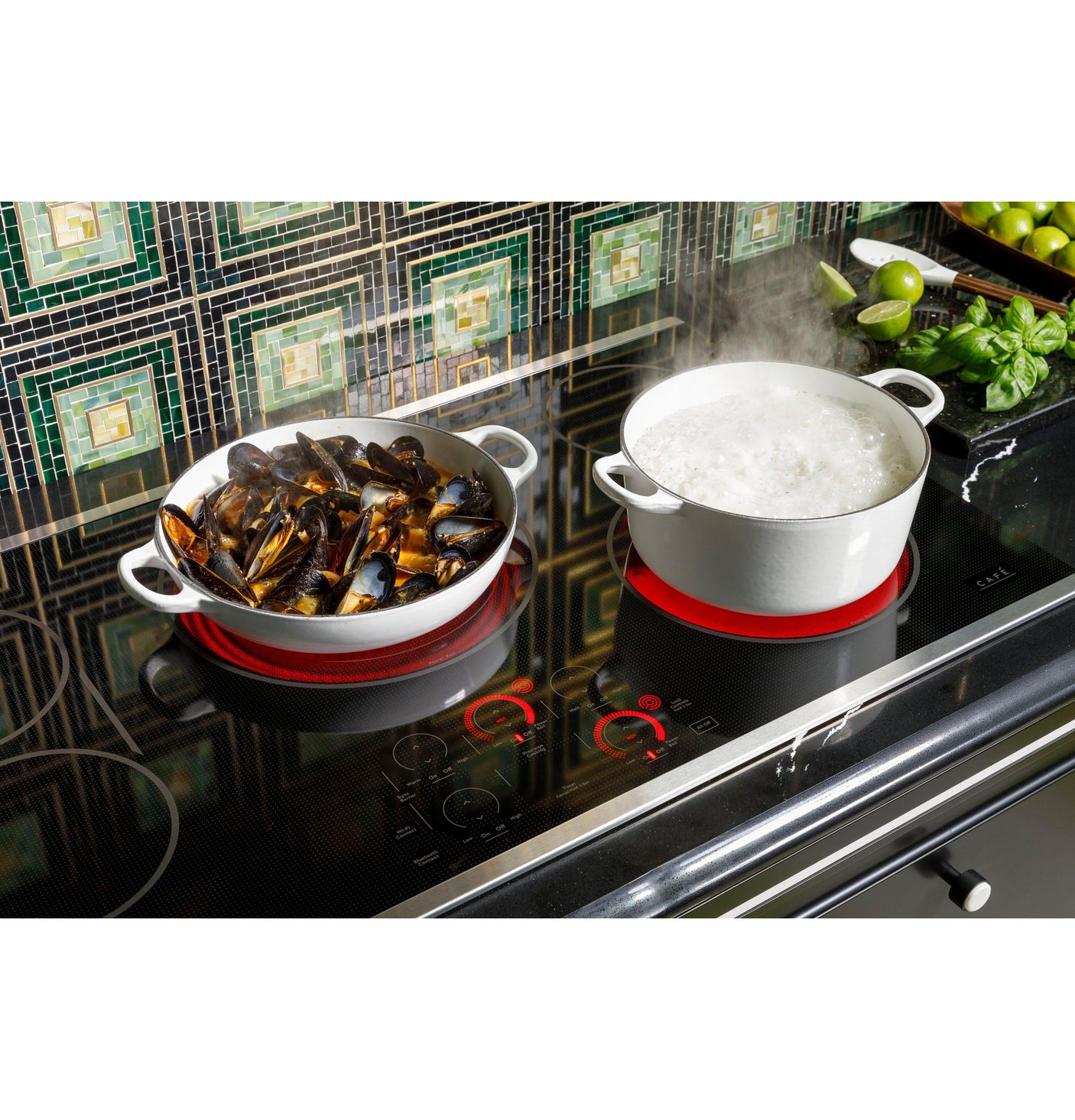 Café™ 30" Touch-Control Electric Cooktop