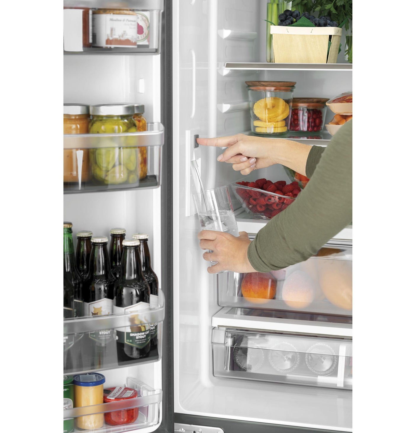 Café ENERGY STAR 18.6 Cu. Ft. Counter-Depth French-Door Refrigerator