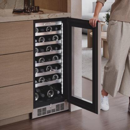 Silhouette Pro - 28 Bottle Built-in Wine Cellar In Stainless Steel