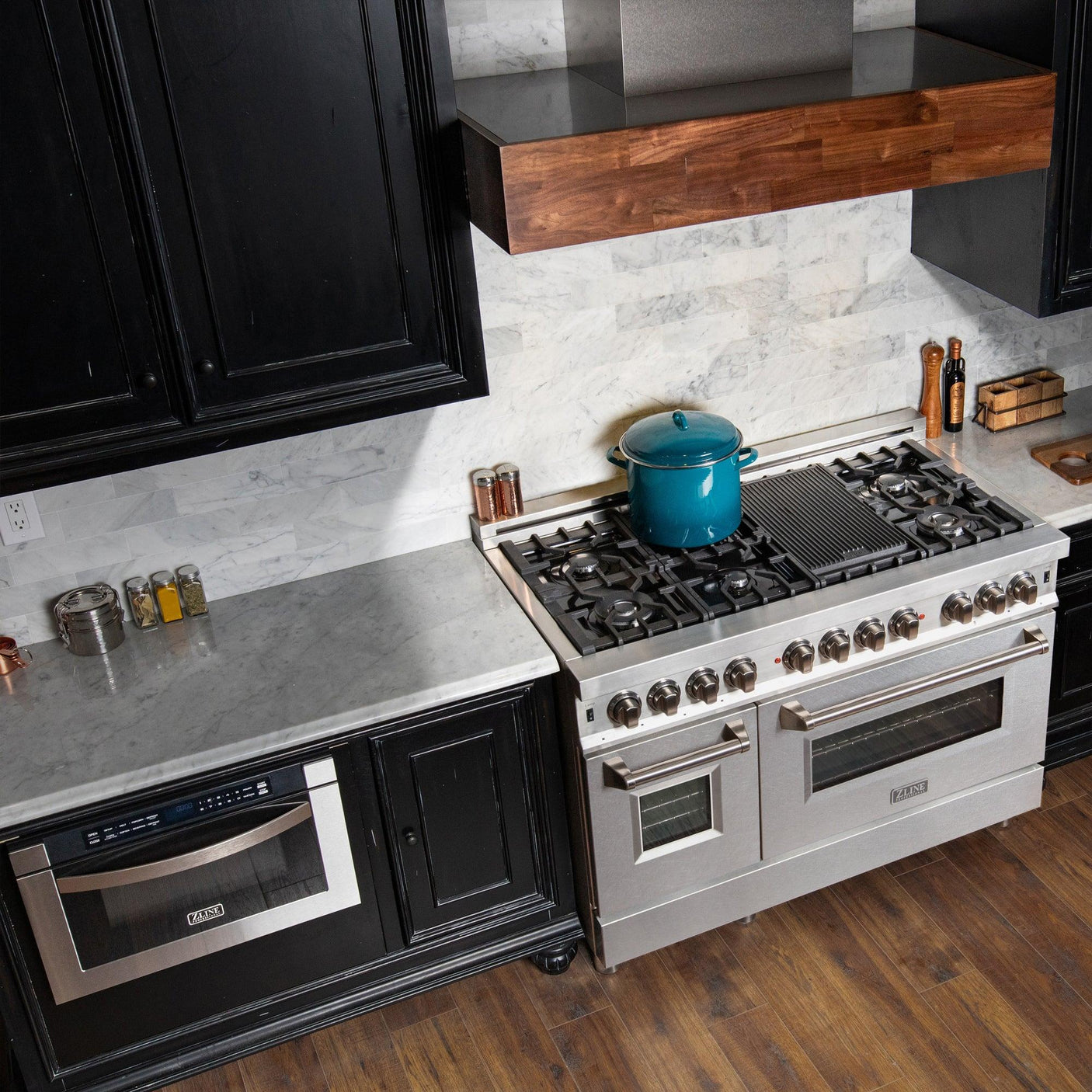 ZLINE 48 in. Dual Fuel Range with Gas Stove and Electric Oven in Stainless Steel (RA48) [Color: DuraSnow Stainless Steel]