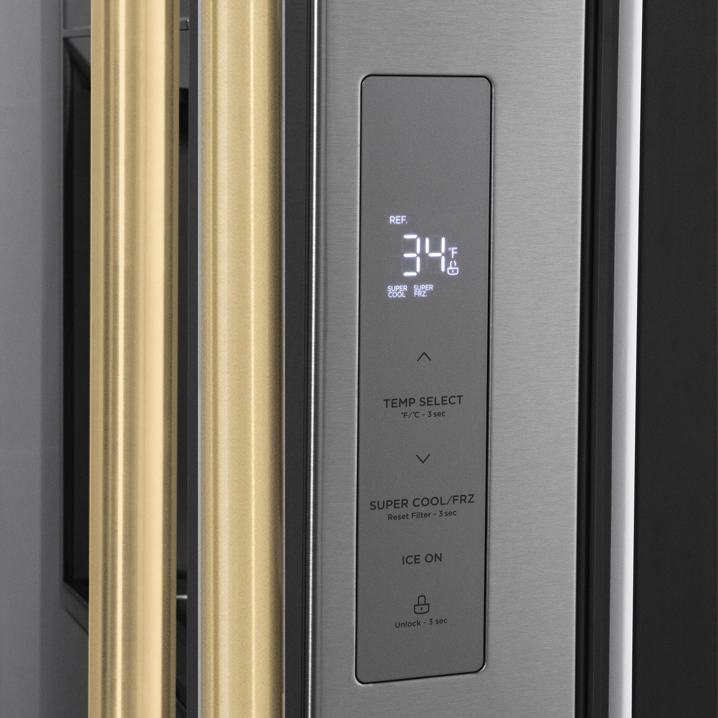 ZLINE Autograph Edition 36 in. 28.9 cu. ft. Standard-Depth French Door External Water Dispenser Refrigerator with Dual Ice Maker in Fingerprint Resistant Stainless Steel and Champagne Bronze Traditional Handles (RSMZ-W-36-CB)