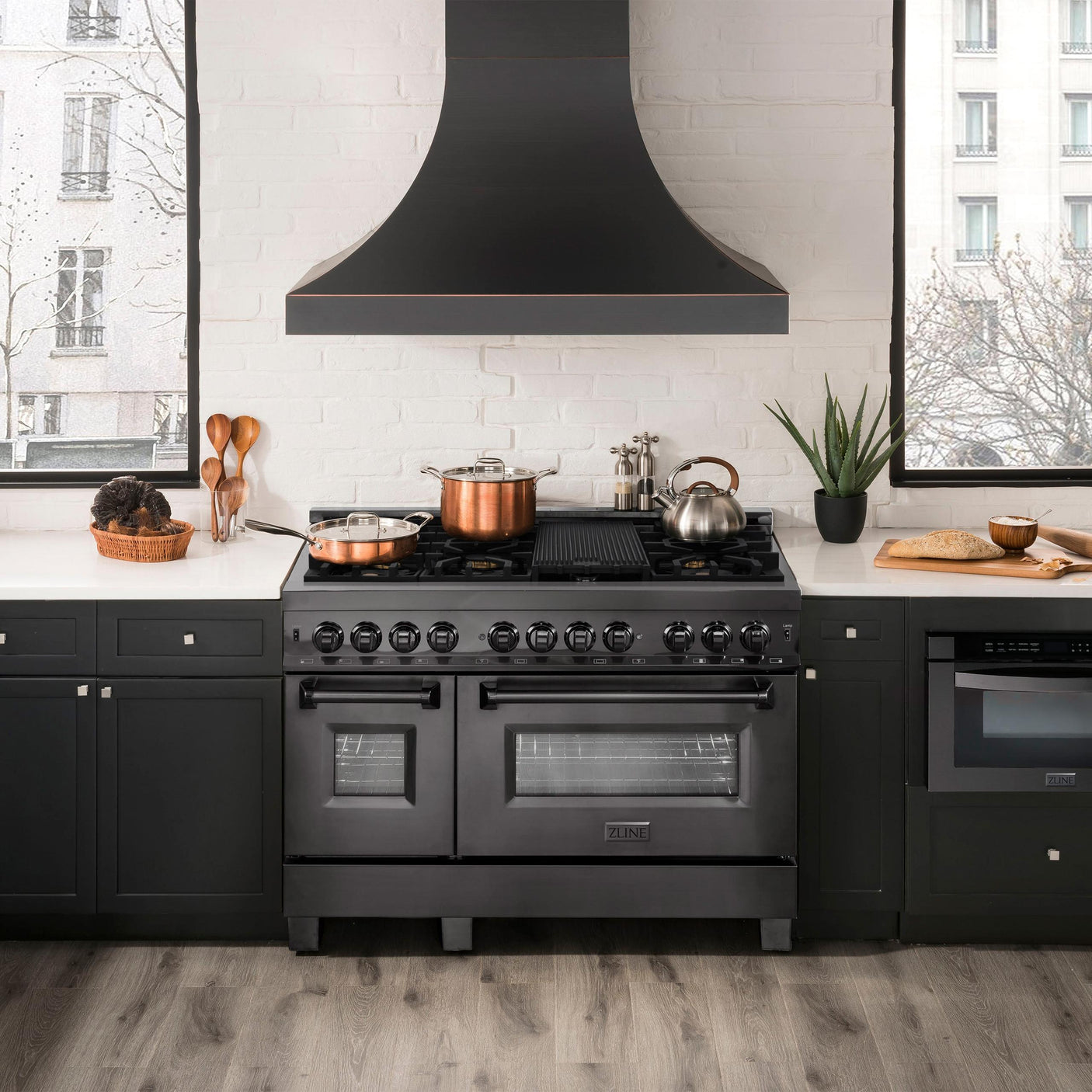 ZLINE 48 in. Black Stainless 6.0 cu. ft. 7 Gas Burner/Electric Oven Range (RAB-BR-48)