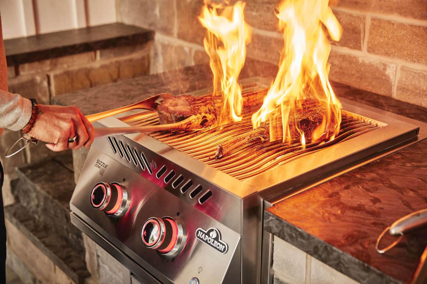 Built-in 700 Series Dual Infrared Burner with Stainless Steel Cover , Propane, Stainless Steel