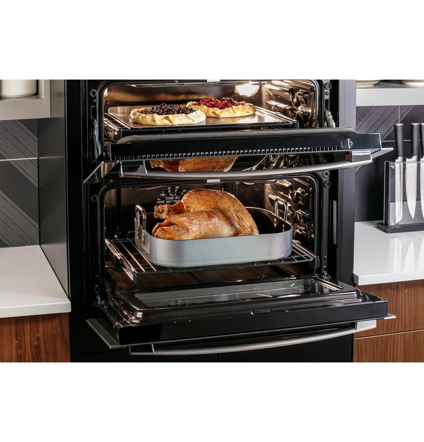 GE Profile™ 30" Smart Built-In Twin Flex Convection Wall Oven