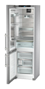 Combined fridge-freezers with EasyFresh and NoFrost