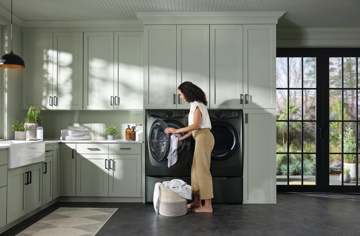 Electrolux Front Load Perfect Steam™ Electric Dryer with Balanced Dry™ and Instant Refresh - 8.0 Cu. Ft.