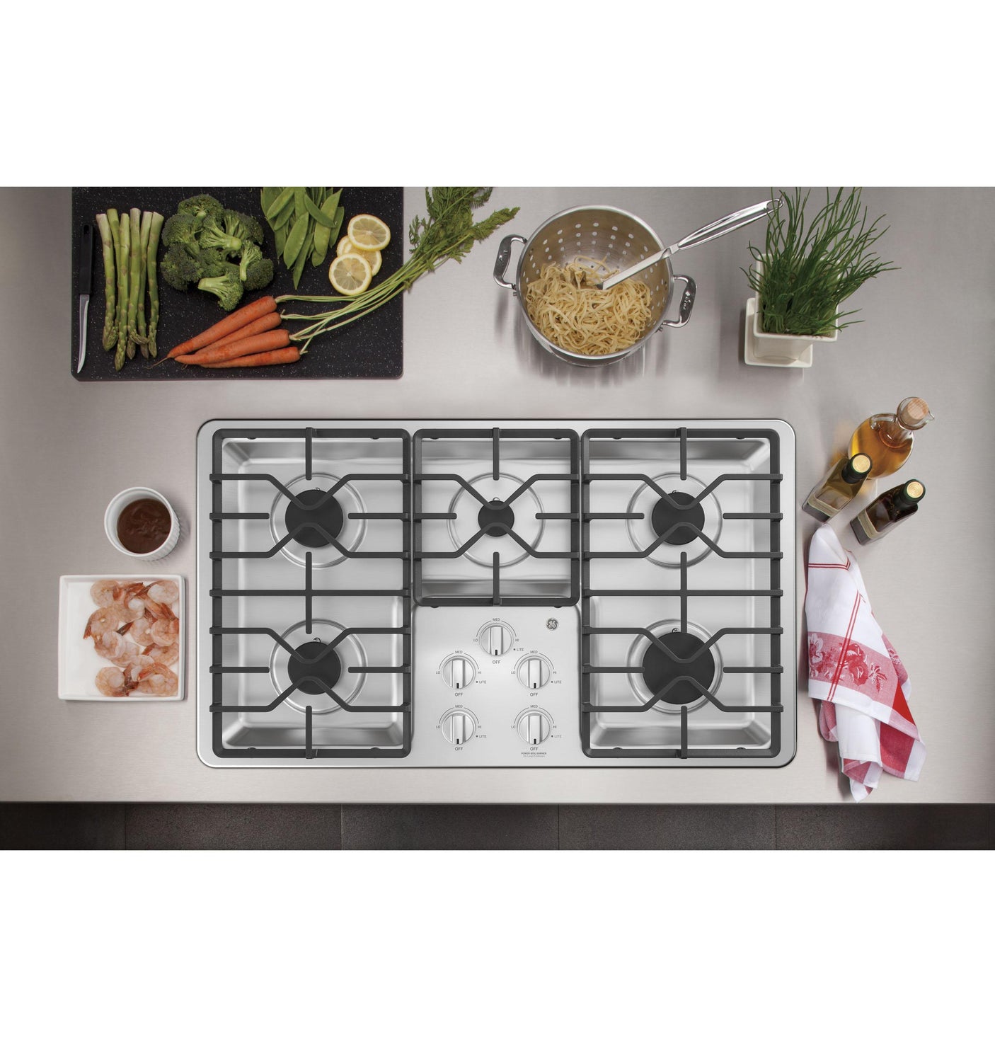 GE® 36" Built-In Gas Cooktop with Dishwasher-Safe Grates