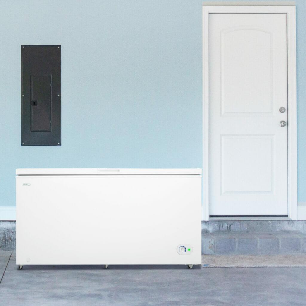 Danby 14.5 cu. ft. Chest Freezer in White