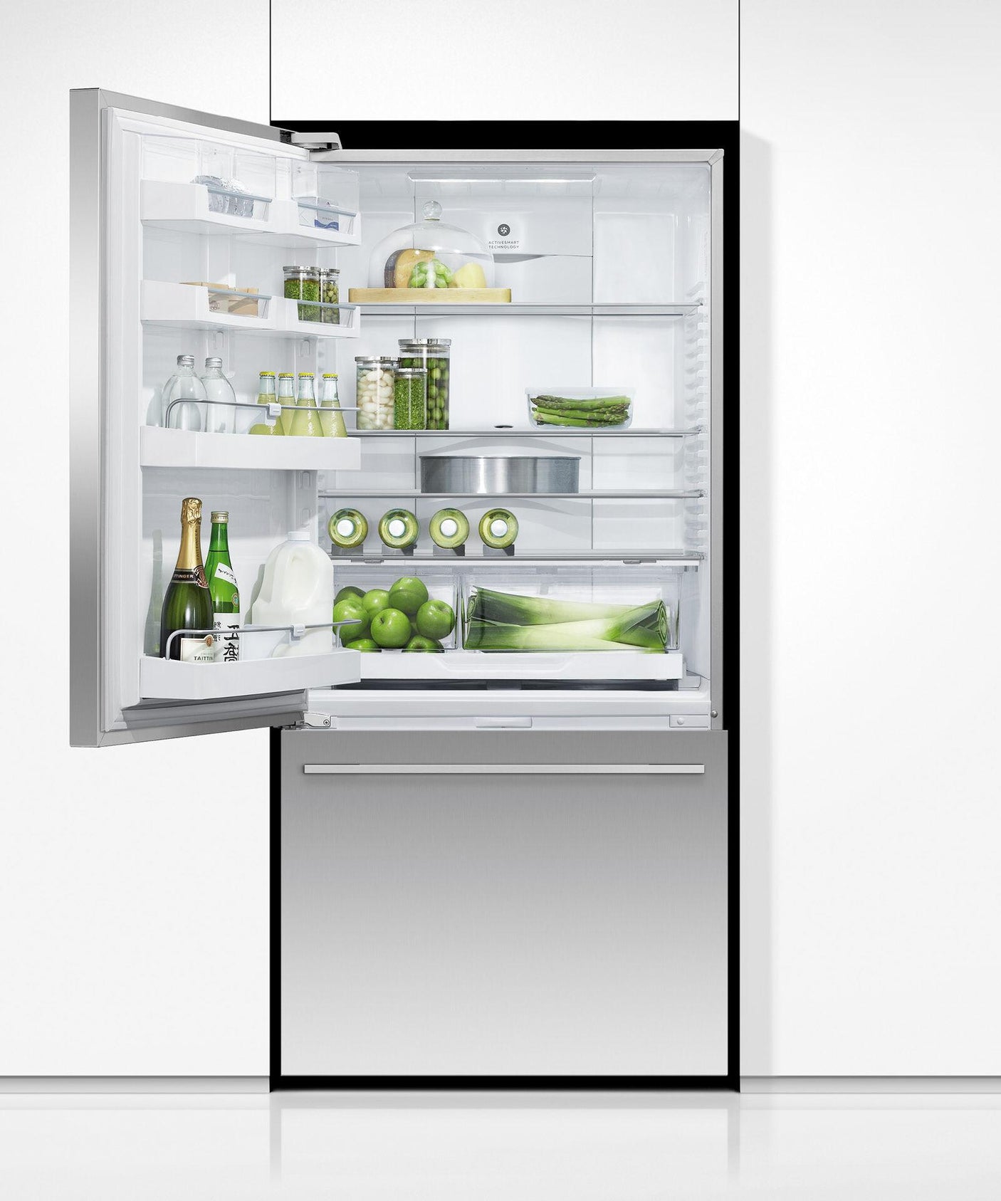 17.1 cu ft Series 5 Refrigerator Freezer