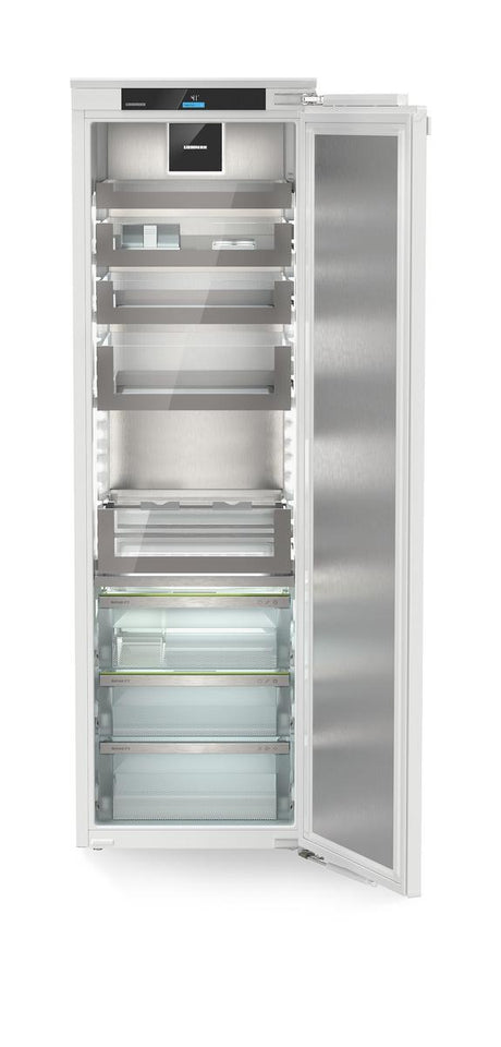 Fully Integrated Refrigerator with BioFresh