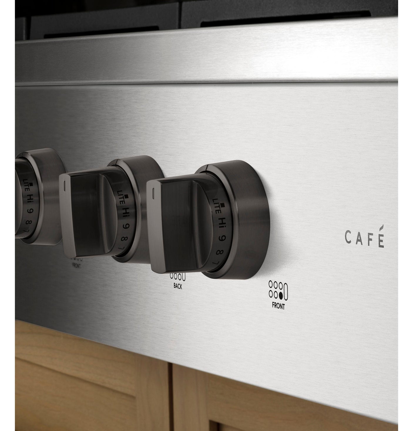 Café™ 36" Commercial-Style Gas Rangetop with 6 Burners (Natural Gas)