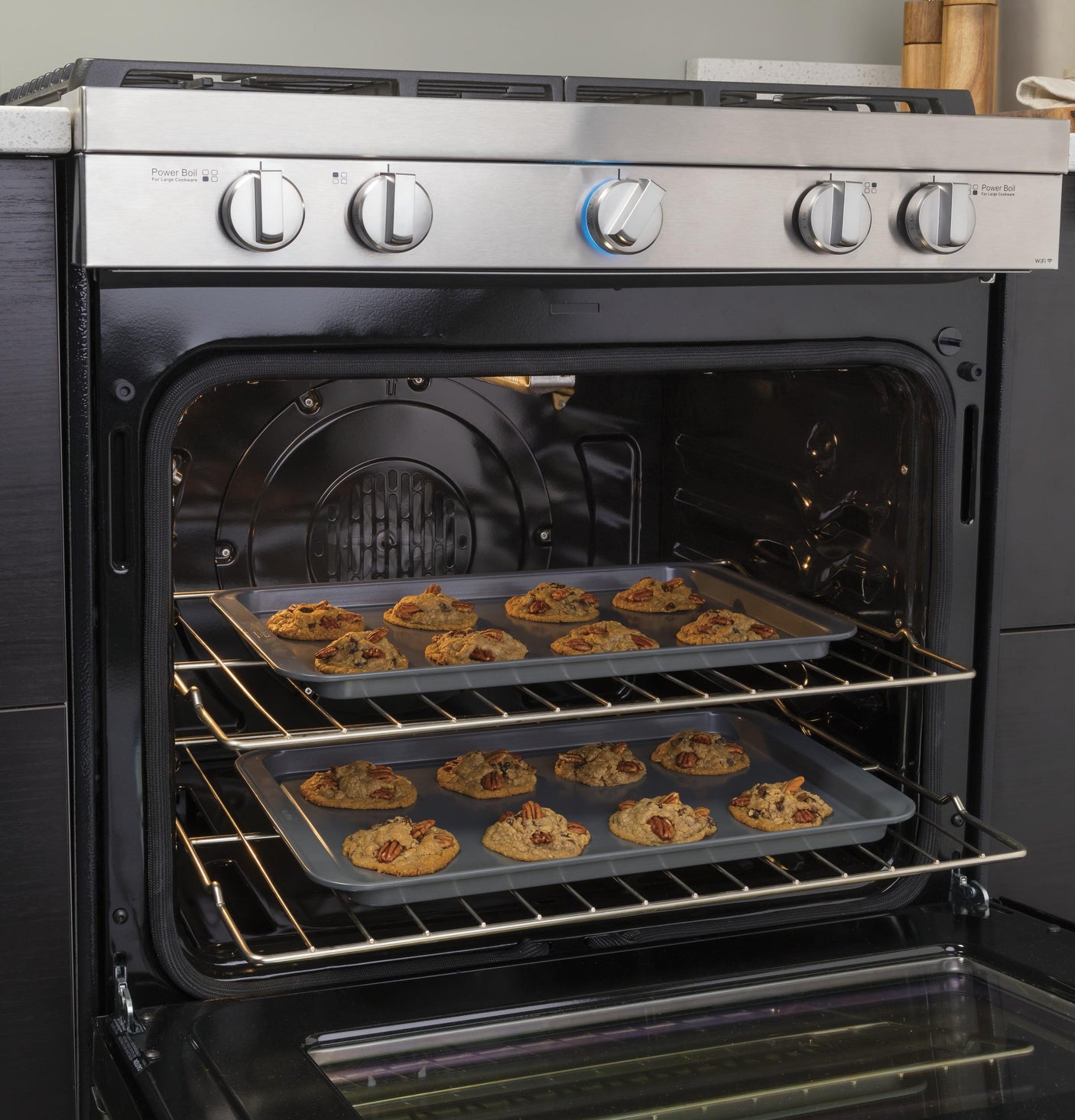 30" Smart Slide-In Electric Range with Convection