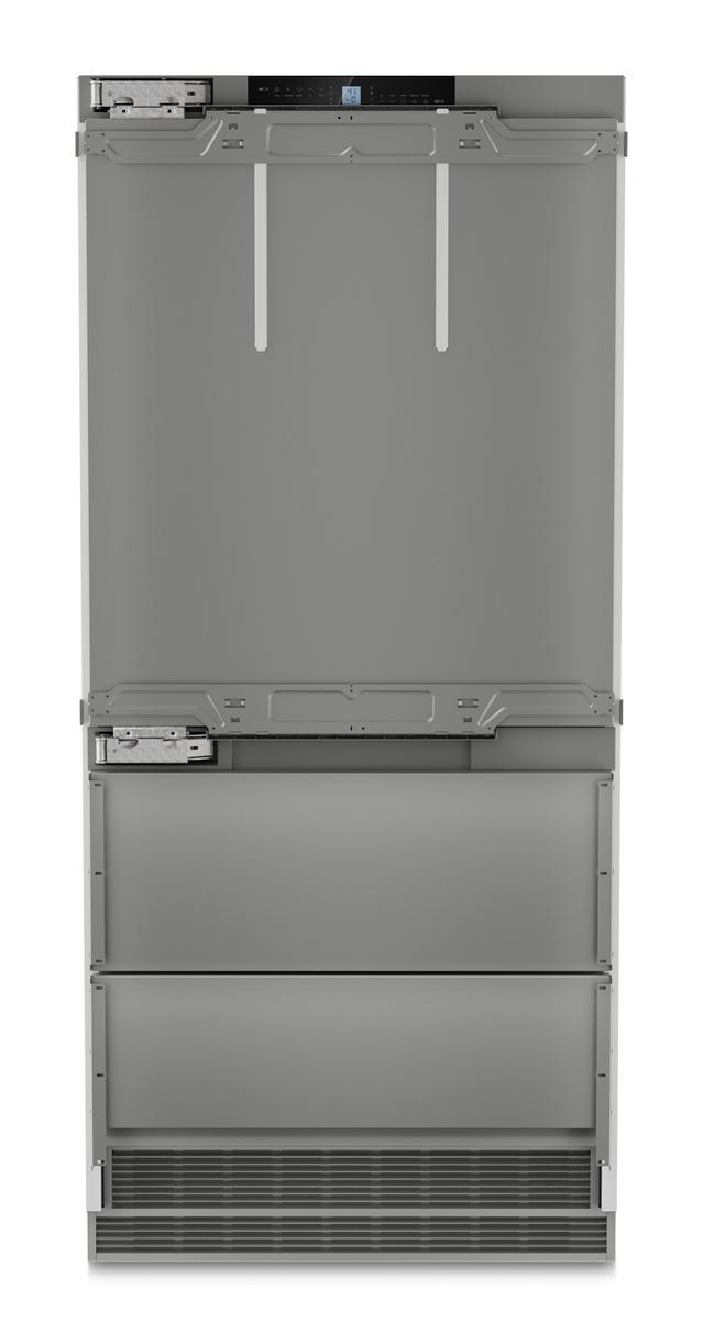 Combined refrigerator-freezer with NoFrost for integrated use