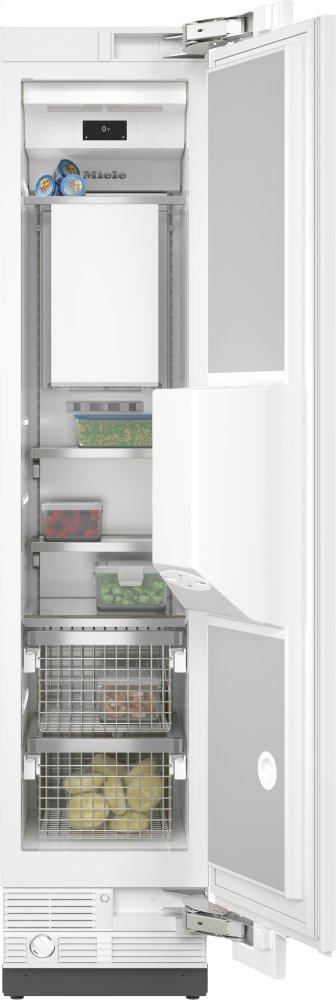 F 2462 Vi - MasterCool™ freezer Integrated IceMaker features separate water and ice dispensers.