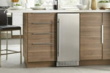 Silhouette 15" Built-in Under Counter Ice Maker In Stainless Steel