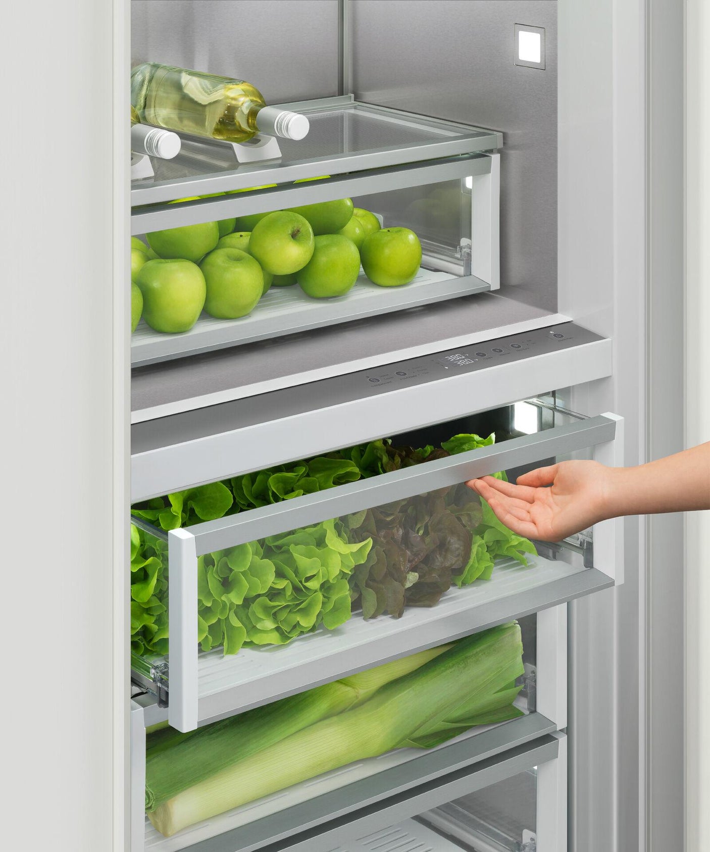 18" Series 11 Integrated Column Freezer