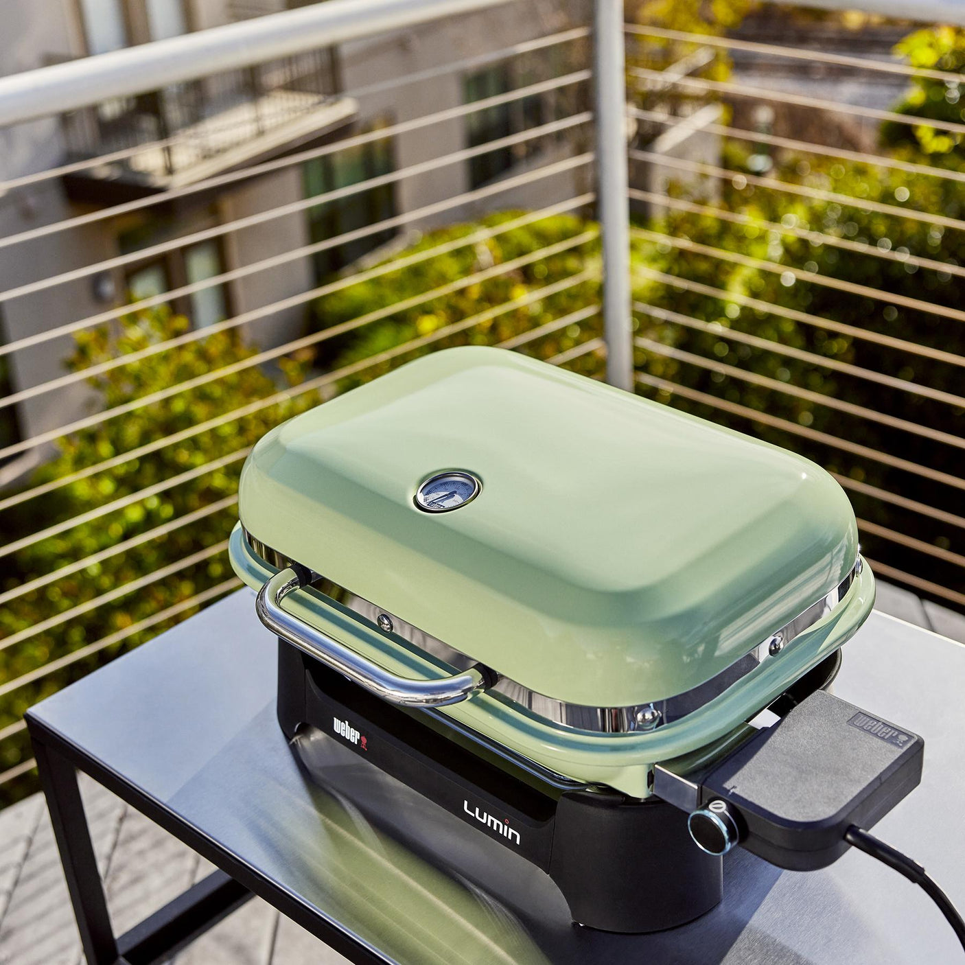 Lumin Compact Electric Grill - Seafoam Green