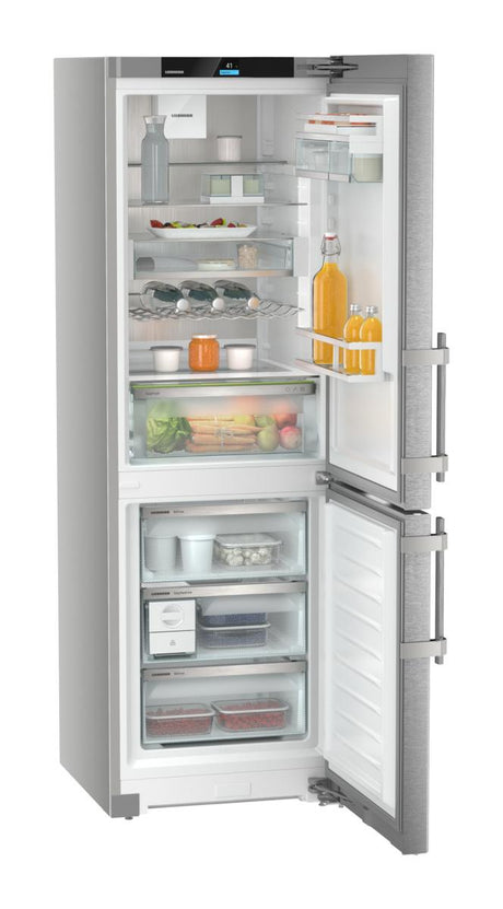 Combined fridge-freezers with EasyFresh and NoFrost