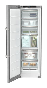 Freestanding freezer with NoFrost and IceTower