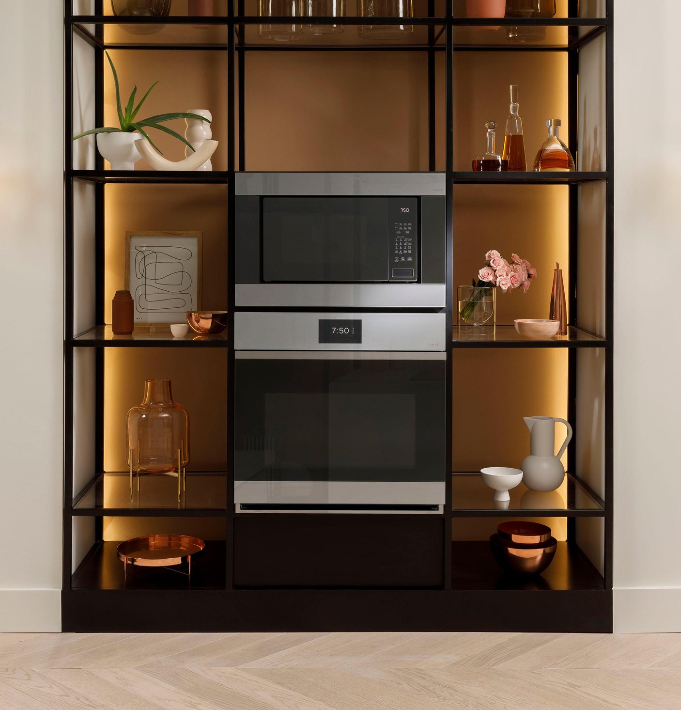 Café™ 30" Smart Built-In Convection Single Wall Oven in Platinum Glass