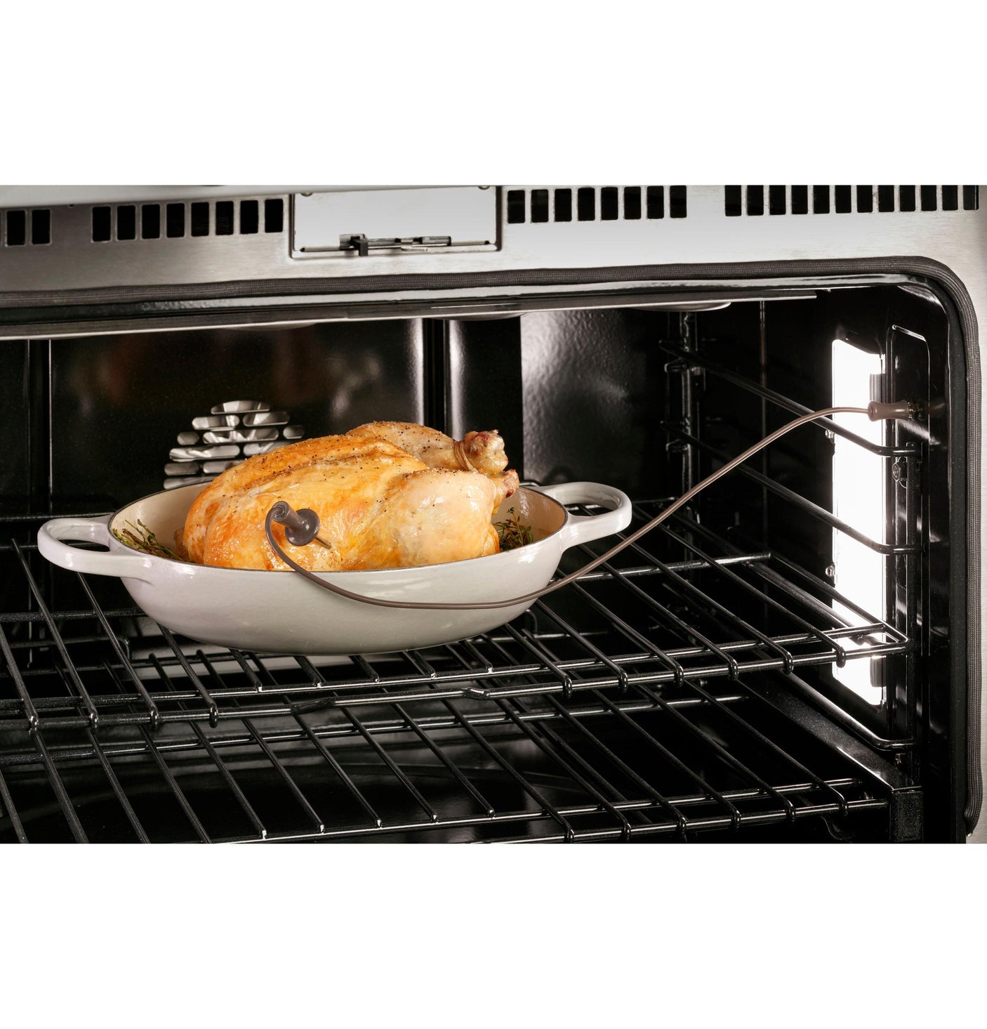 Café™ 48" Smart Dual-Fuel Commercial-Style Range with 6 Burners and Griddle (Natural Gas)