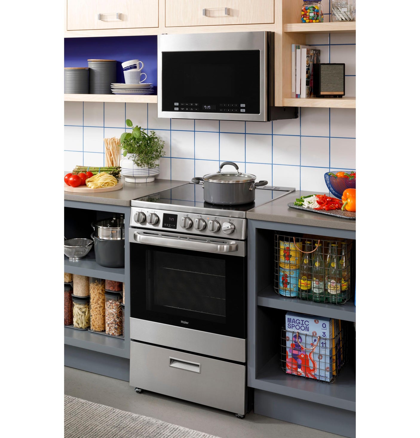 24" 2.9 Cu. Ft. Electric Range