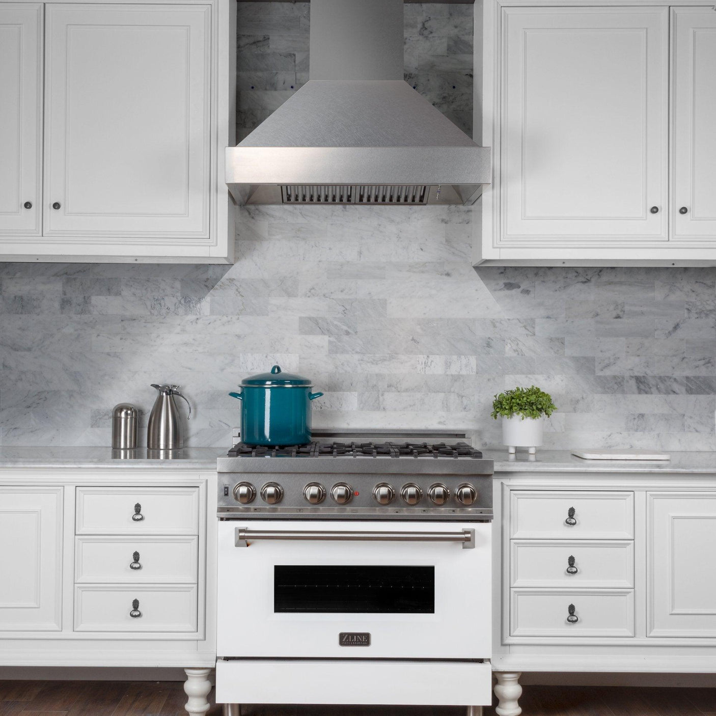 ZLINE DuraSnow Stainless Steel Range Hood with DuraSnow Shell (8654SN)