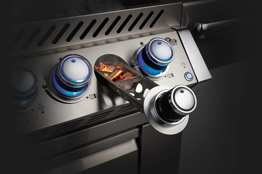 Built-in Prestige PRO 825 RBI with Infrared Bottom and Rear Burners , Natural Gas, Stainless Steel