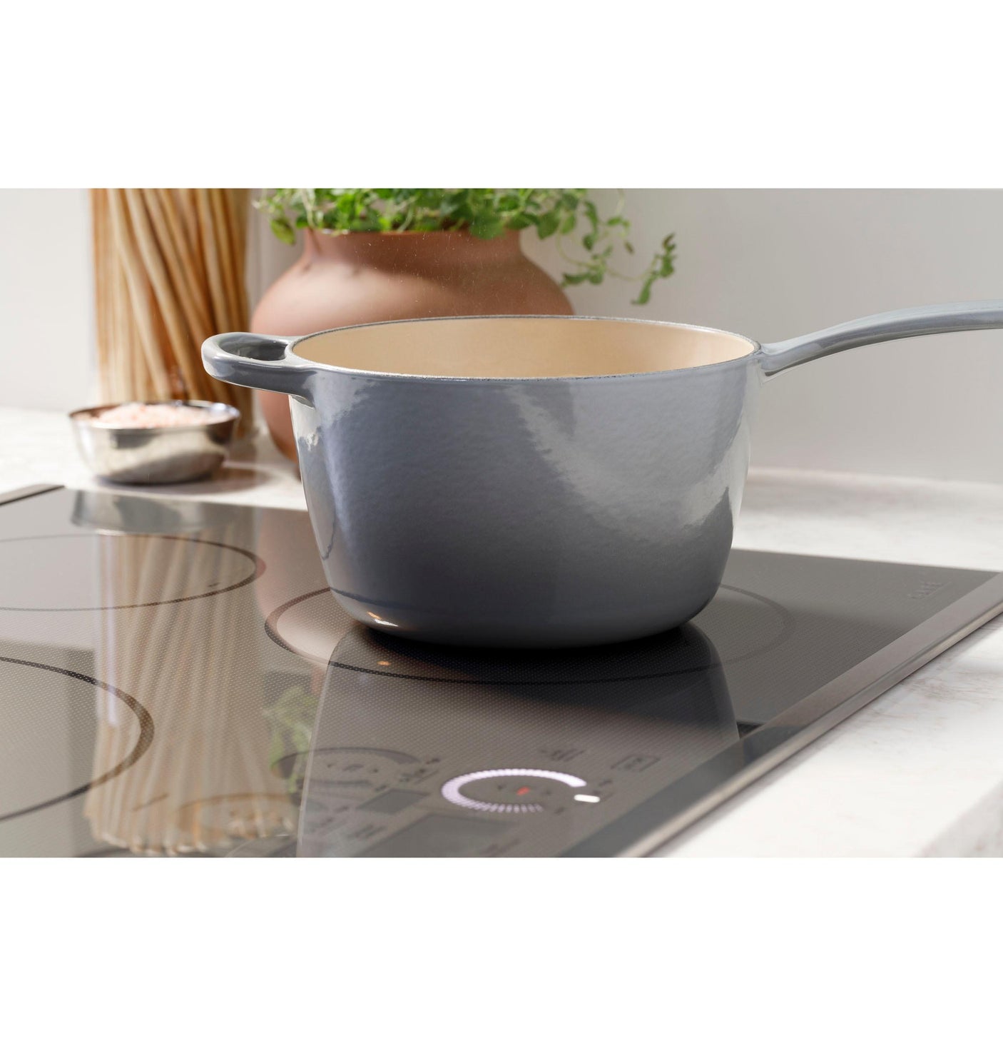 Café™ Series 30" Built-In Touch Control Induction Cooktop