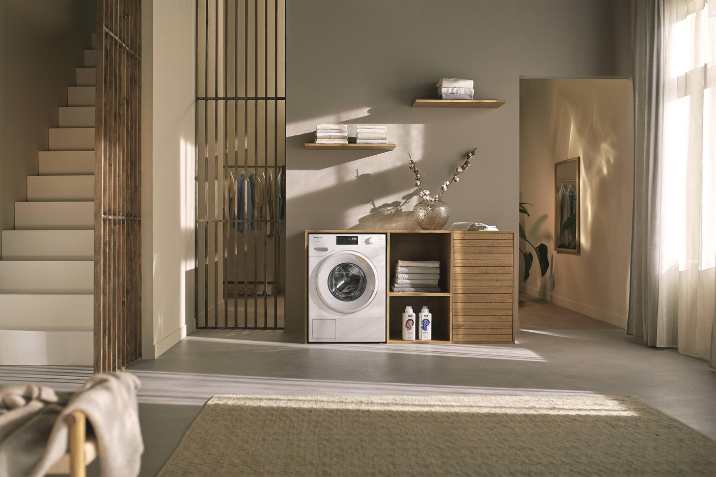 WXD160 WCS - W1 front-loading washing machine: 8 kg  1600 rpm  Pre-Ironing  Miele@home  CapDosing  Honeycomb Drum